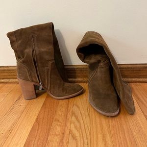 Vince Camuto suede knee high boots camel/brown size 10